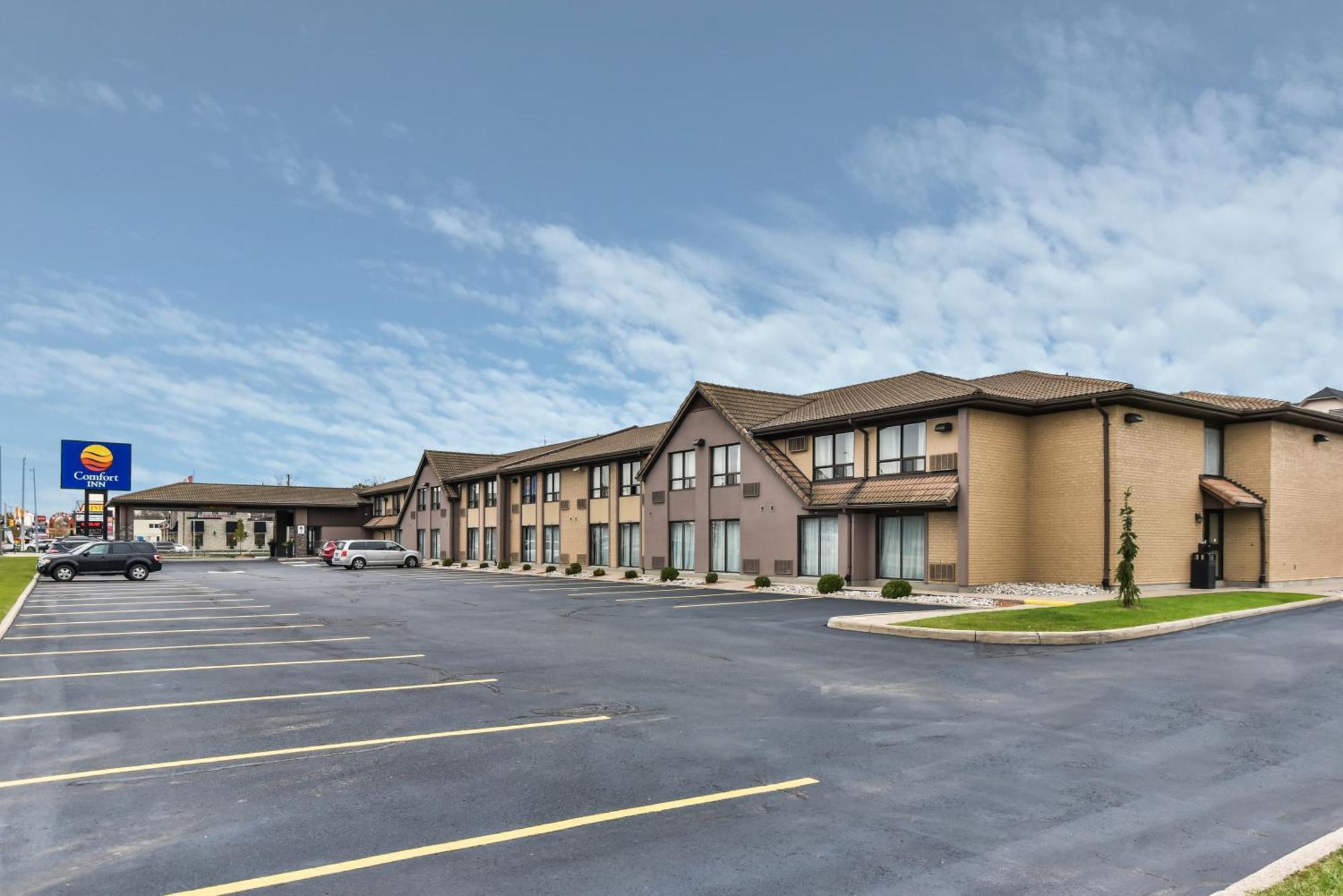 Comfort Inn Виндзор Экстерьер фото