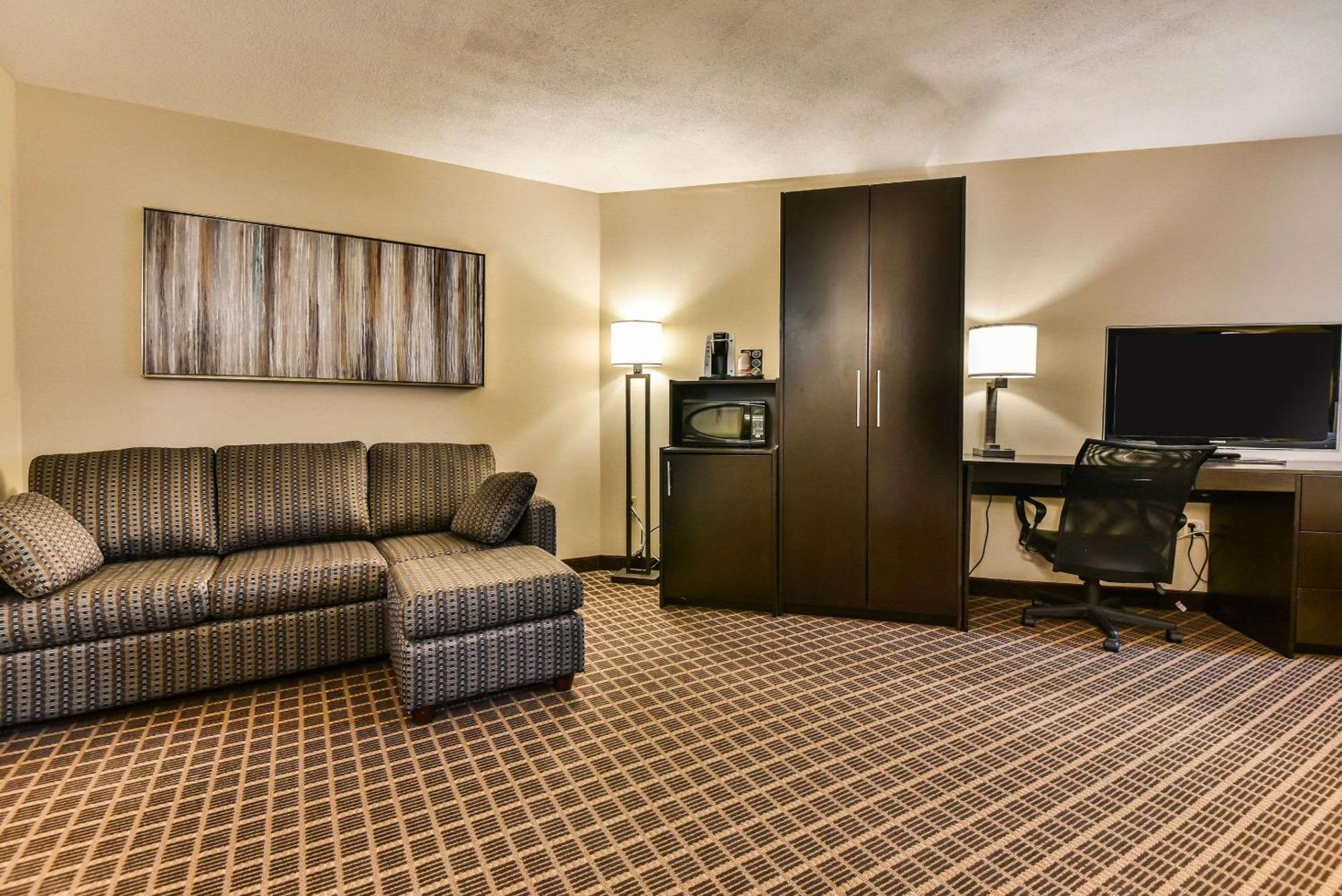 Comfort Inn Виндзор Экстерьер фото