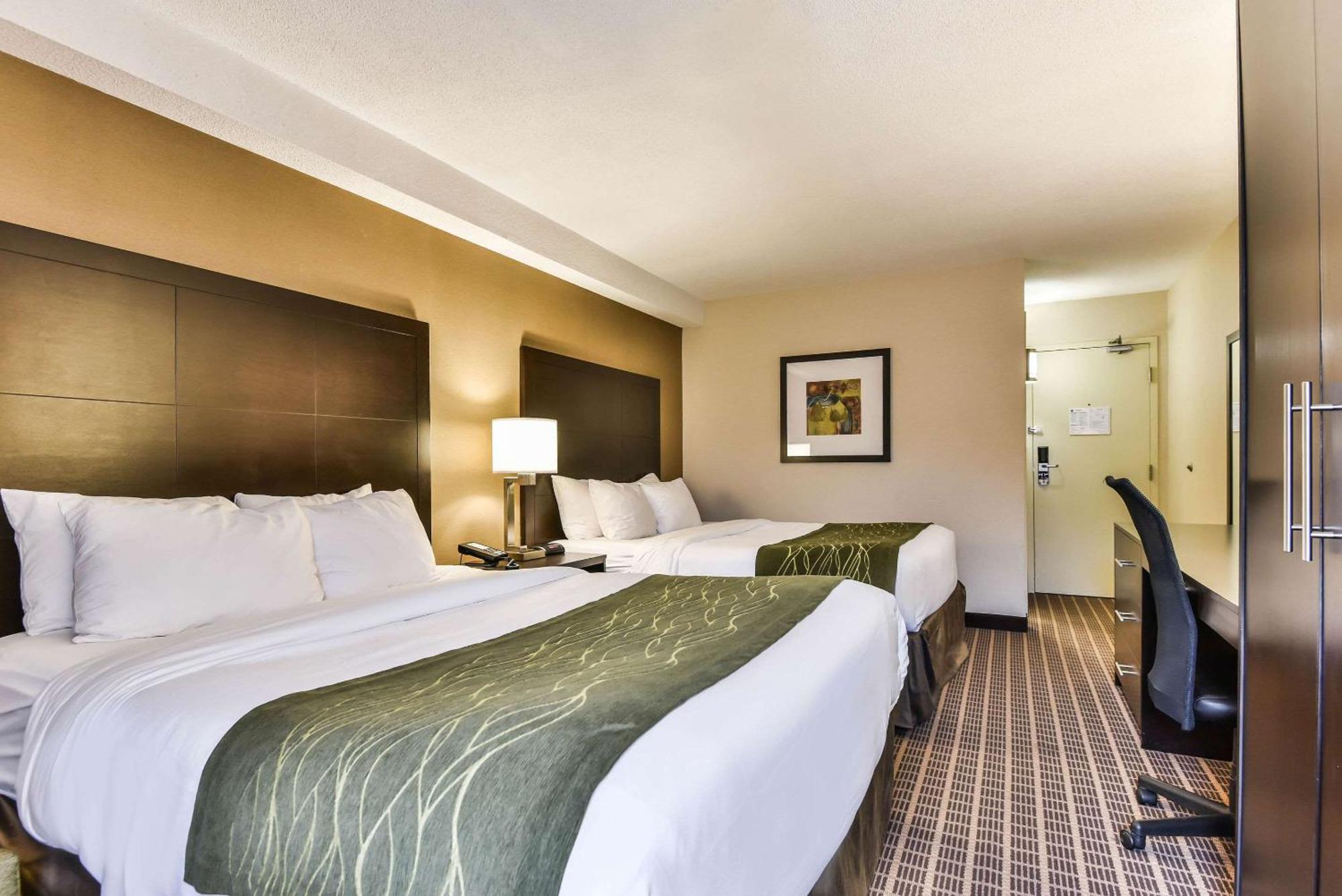 Comfort Inn Виндзор Экстерьер фото